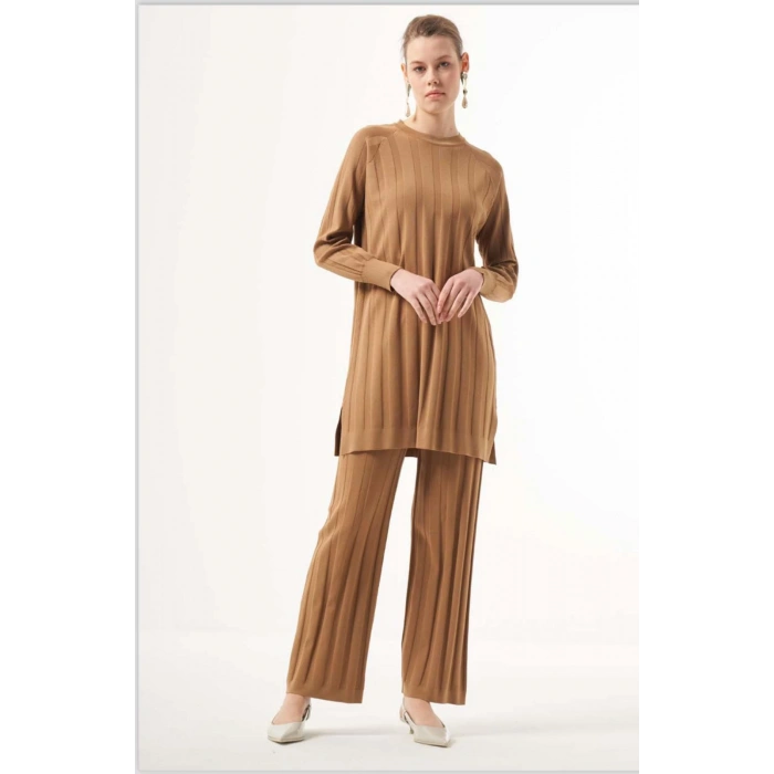 NUSS ÇİZGİ DOKULU PANTOLON TUNİK TAKIM