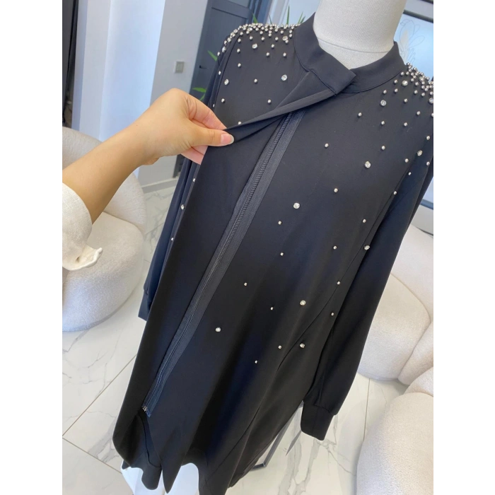 DULE BÜYÜK BEDEN YAKALI TAŞLI KAP