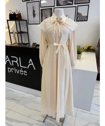 PARLA YAKASI ŞAL DETAYLI ELBİSE