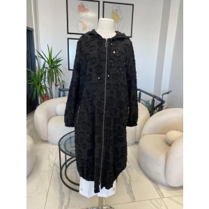 DULE BÜYÜK BEDEN PUANTİYELİ ASTARLI KAP