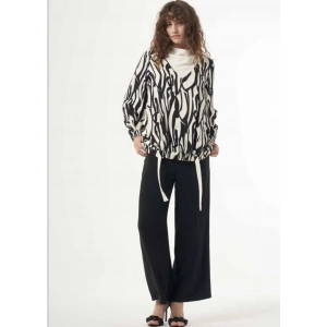 Nuss Desenli Takım Siyah