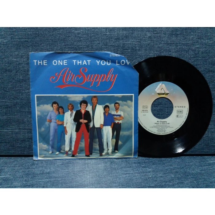 AIR SUPPLY ONE THAT YOU LOVE - I WANT TO GIVE