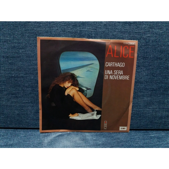 ALICE CARTHAGO UNA SERA