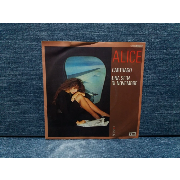 ALICE CARTHAGO UNA SERA