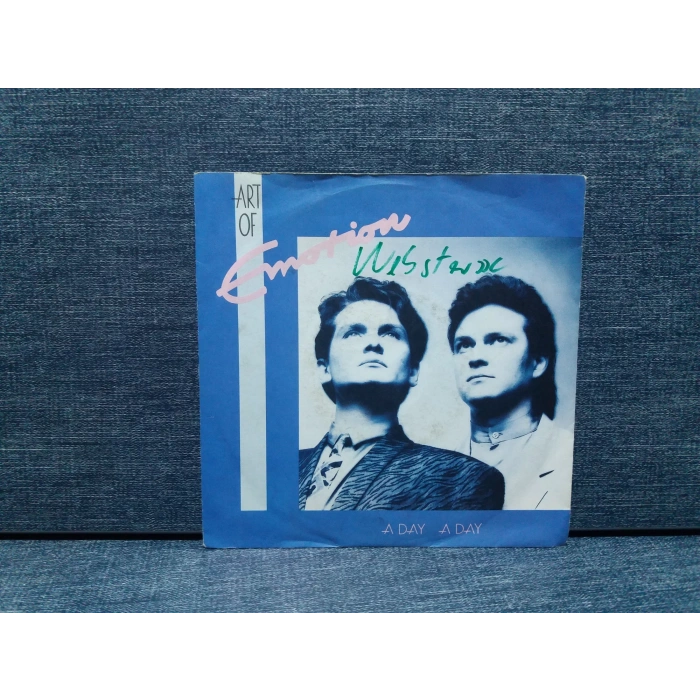 ART OF EMOTION A DAY - CELEBRATE