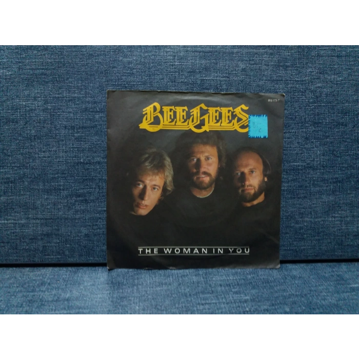 BEE GEES WOMAN IN YOU SYATING ALIVE