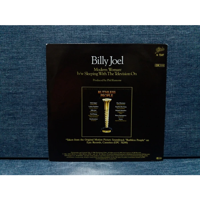 BILLY JOEL MODERN WOMAN