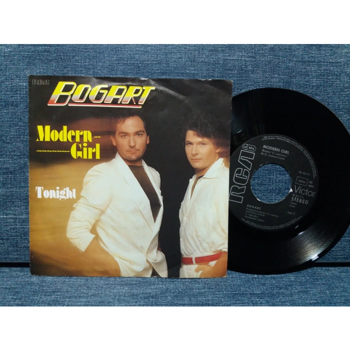 BOGART MODERN GIRL TONIGHT