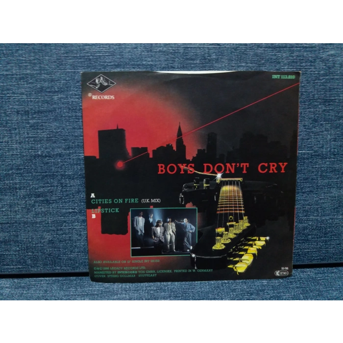 BOYS DONT CRY CITIES ON FIRE  (KIRMIZI PLAK)