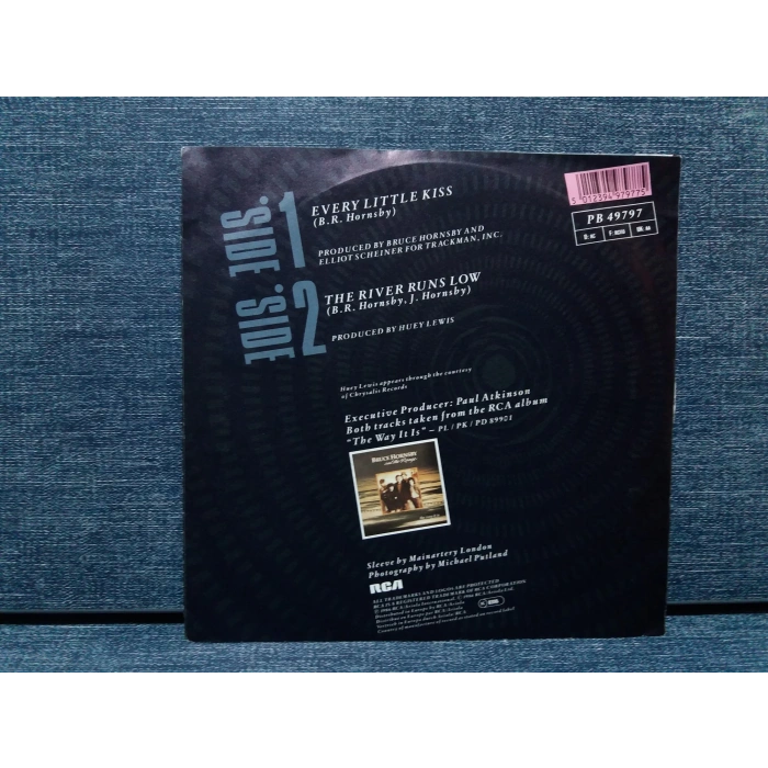 BRUCE HORNSBY AND THE RANGE EVERY LITTLE KISS