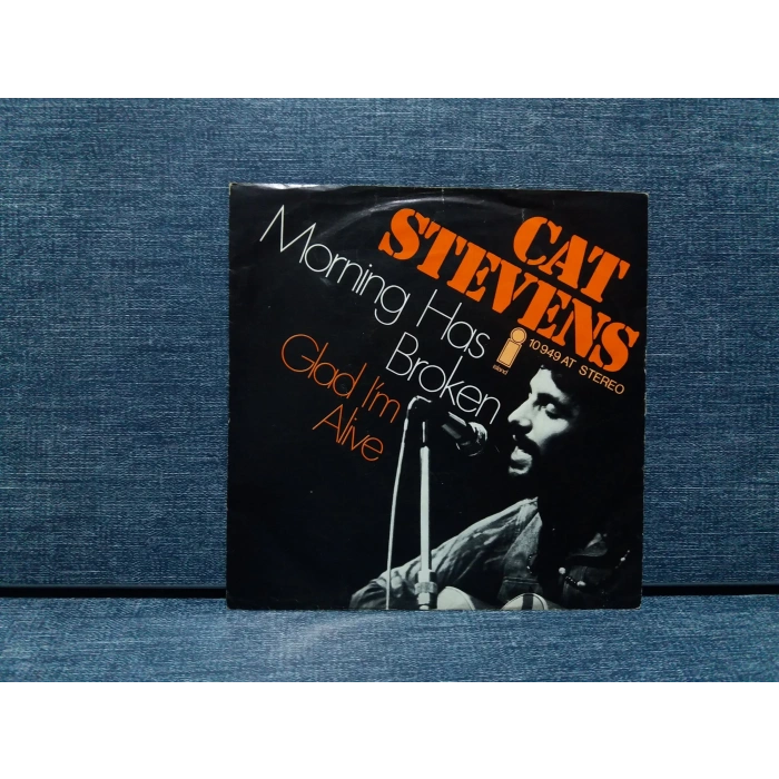 CAT STEVENS MORNING HAS BROKEN