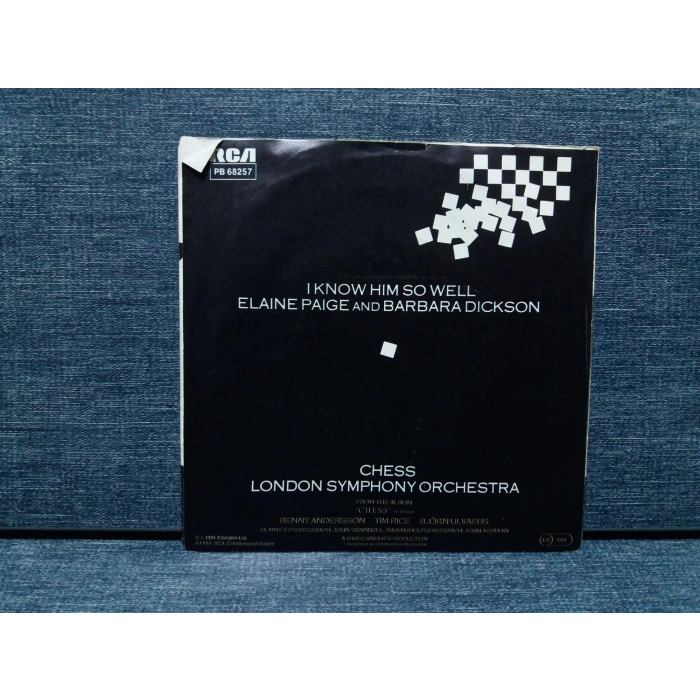 CHEES ELAINE PAIGE BARBARA DICKSON