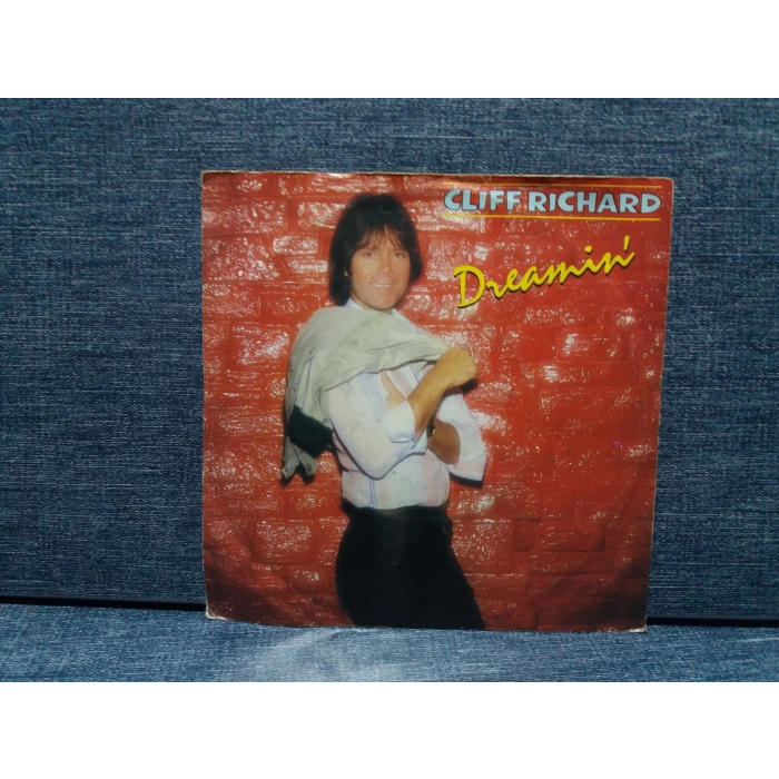 CLIFF RICHARD DREAMIN