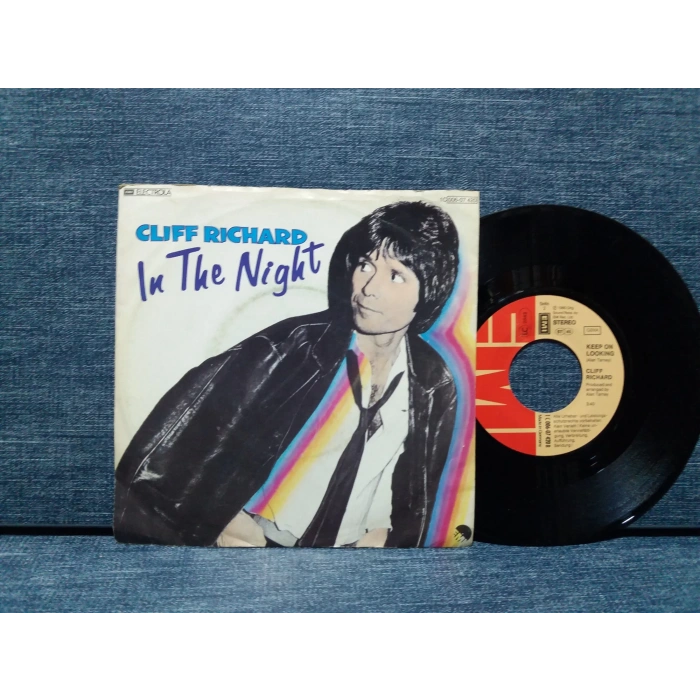 CLIFF RICHARD IN THE NIGHT - KEEP ON LOOKING