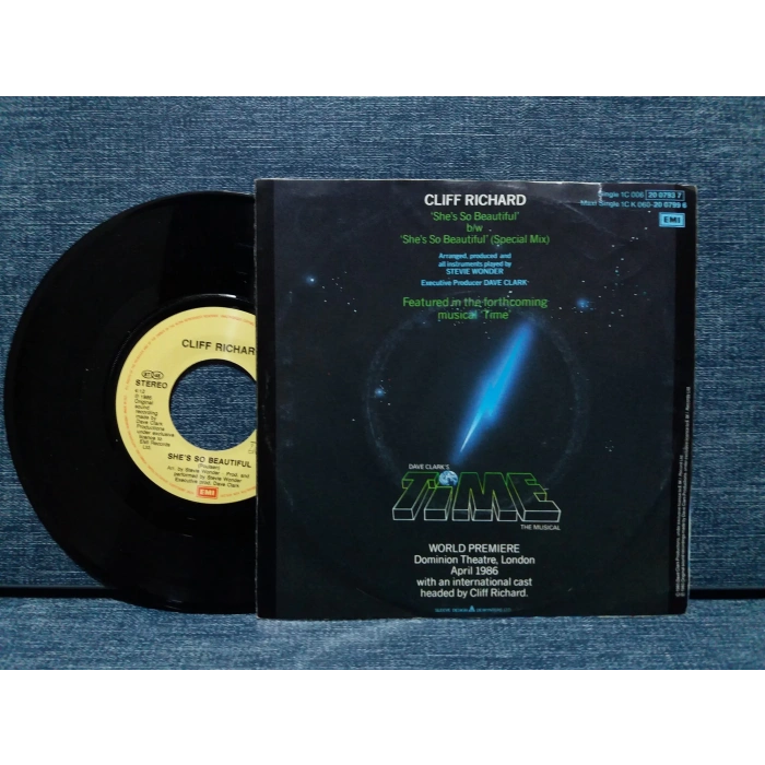 CLIFF RICHARD MUSICAL TIME