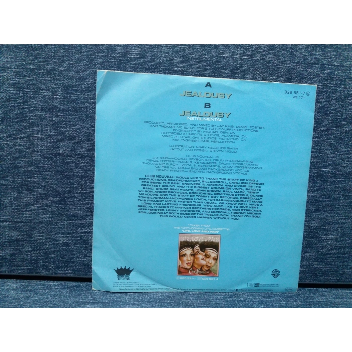 CLUB NOUVEAU WHY YOU TREAT ME