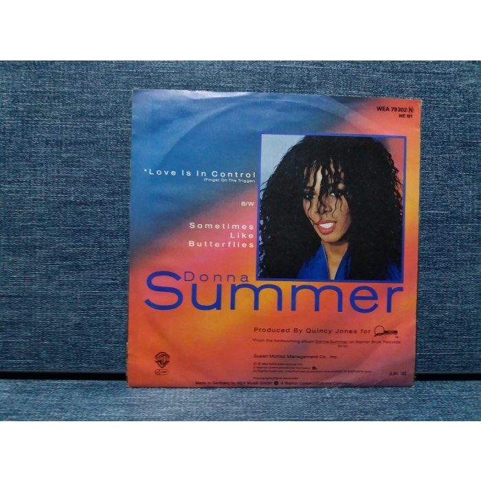 DONNA SUMMER LOVE IS IN CONTROL