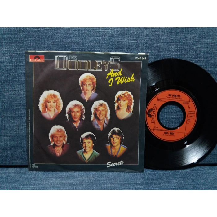 DOOLEYS AND I WISH - SECRETS