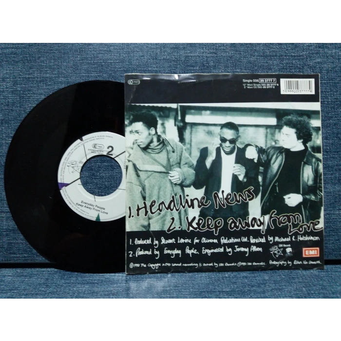 EVERYDAY PEOPLE HEADLINE NEWS