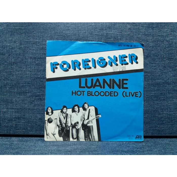 FOREIGNER LUANNE HOT BLOODED