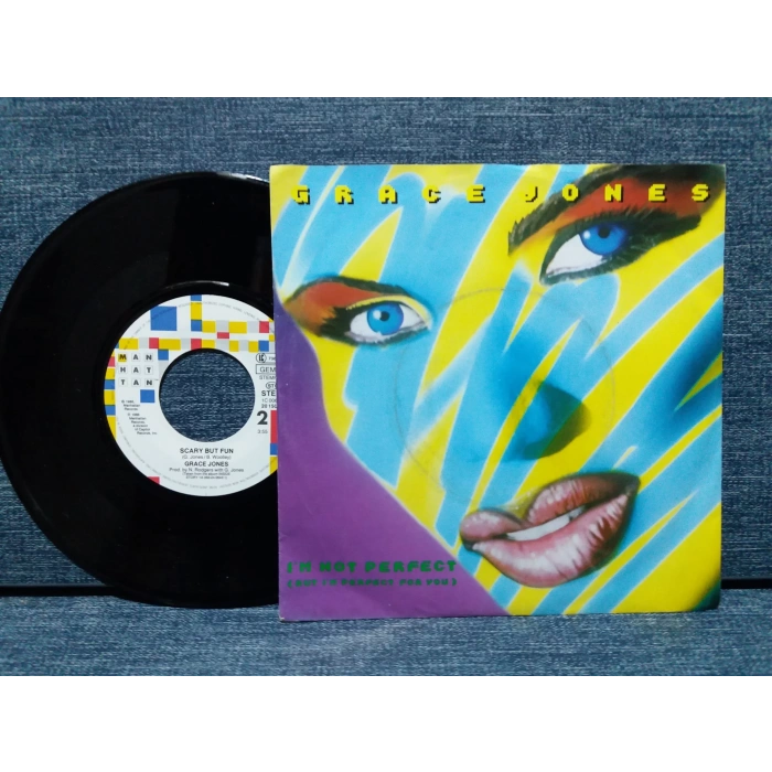 GRACE JONES I M NOT PERFECT