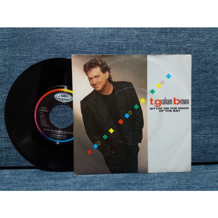 GRAHAM BROWN SITTIN ON THE DOCK