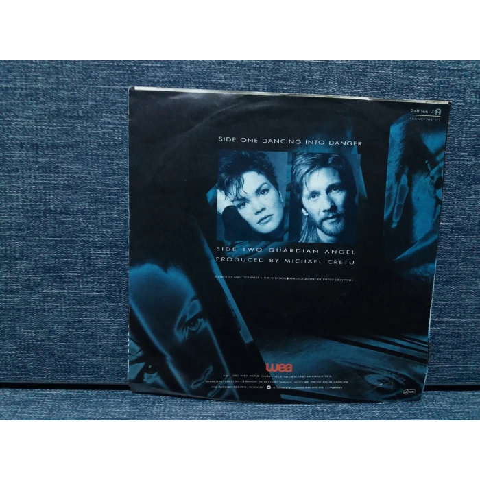 INKER HAMILTON DANCING INTO DANGER