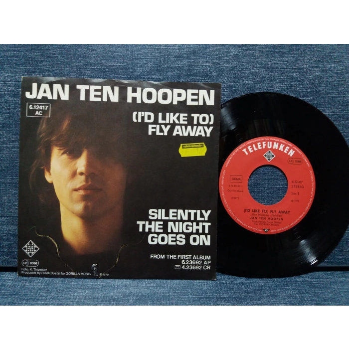 JAN TEN HOOPEN FLY AWAY