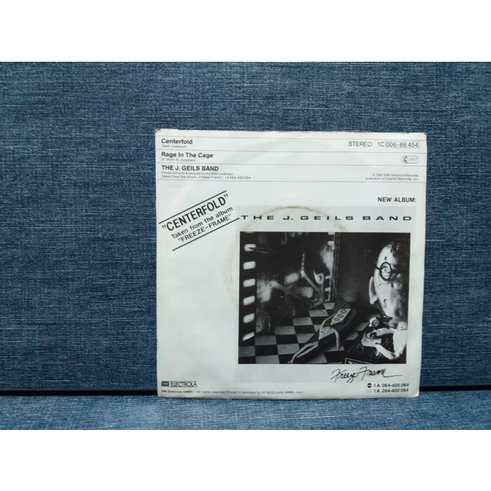 J.GEILS BAND CENTERFOLD