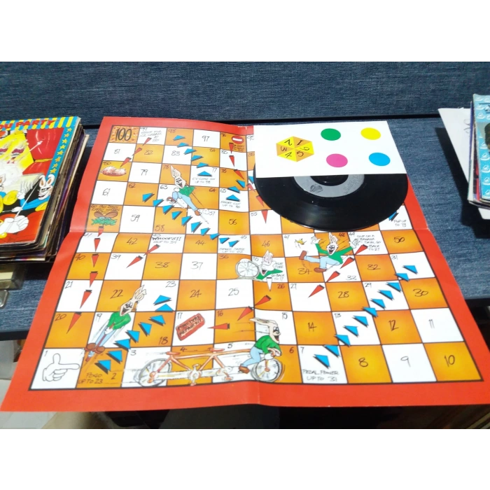 JIVE BUNNY THE CRAZY PARTY MIXES