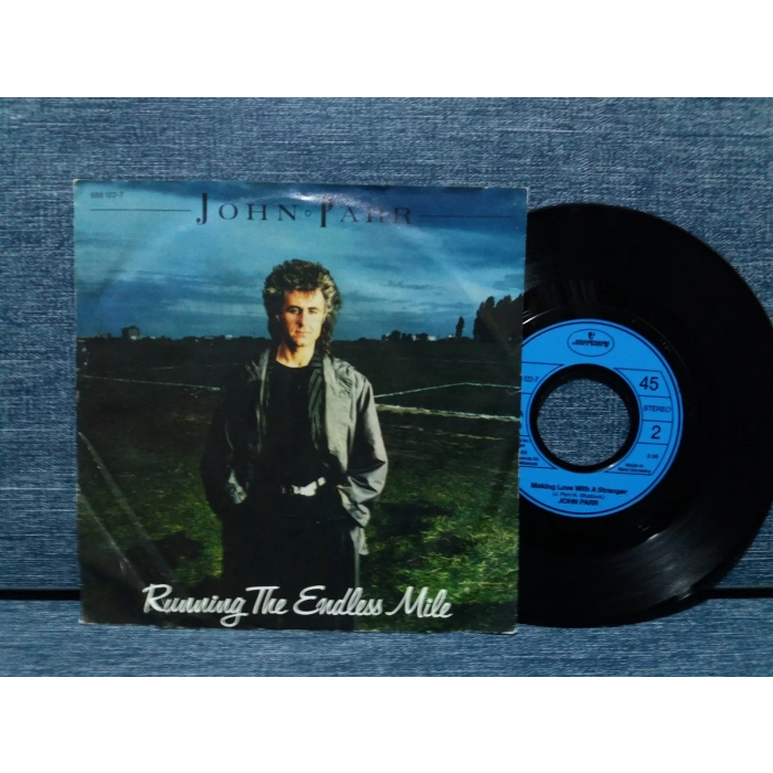 JOHN PARR RUNNING THE ENDLES MILE