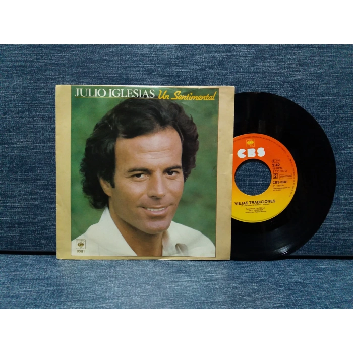 JULIO IGLESIAS UN SENSIMENTAL - TRADICIONES