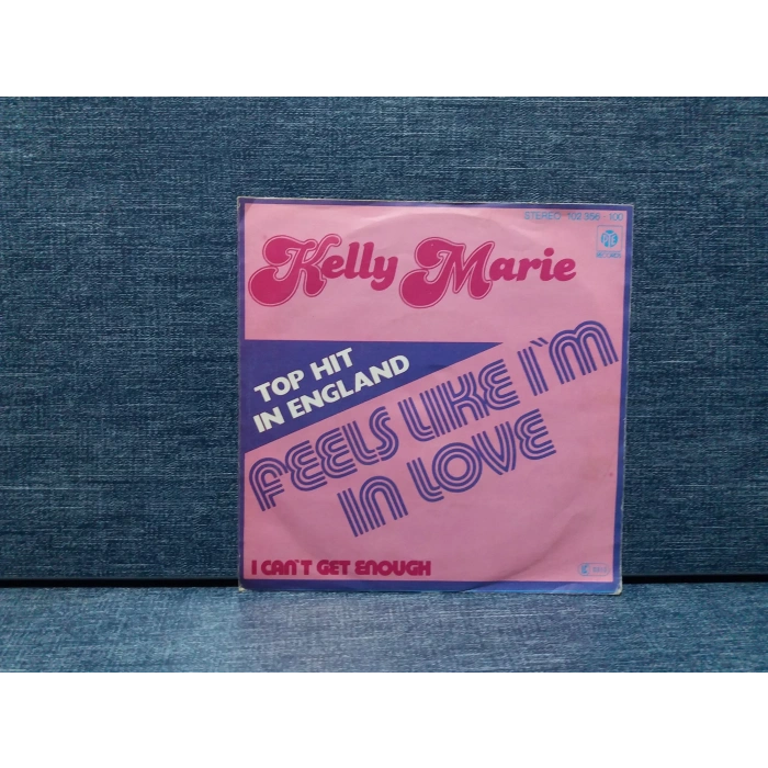 KELLY MARIE FEELS LIKE IM IN LOVE