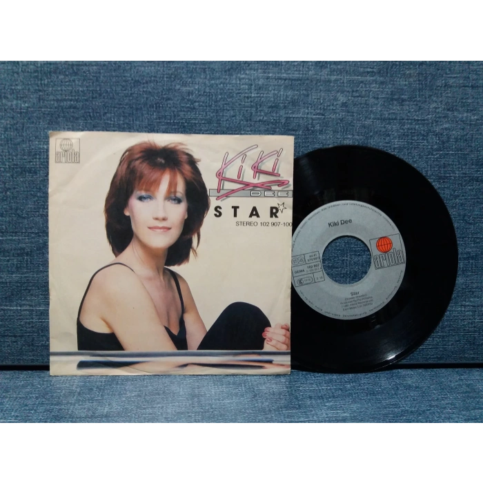 KIKI DEE STAR  -  GIVE IT UP