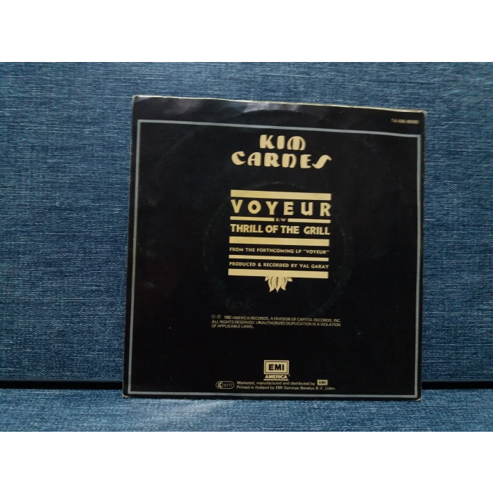 KIM CARNES VOYEUR