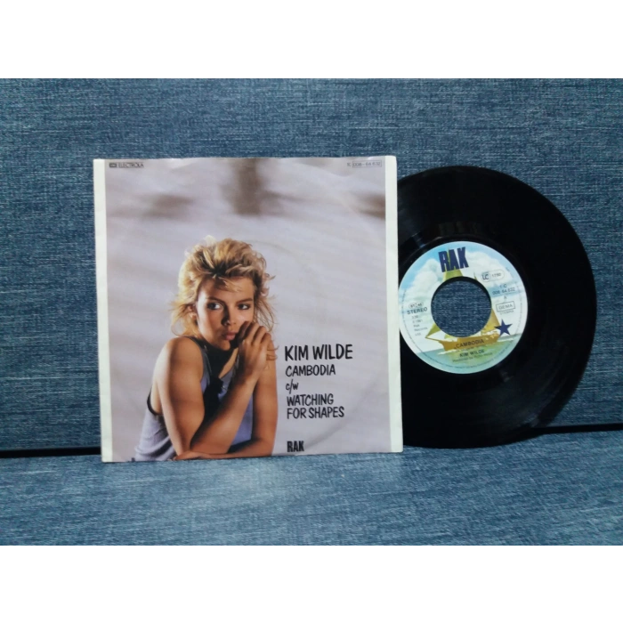 KIM WILDE CAMBODIA WATCHING