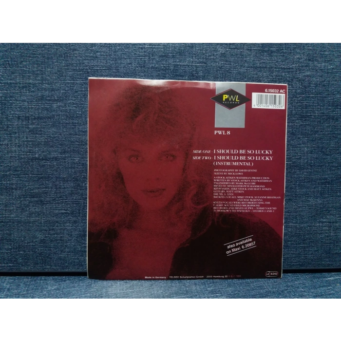 KYLIE MINOGUE  I SHOULD BE SO LUCKY