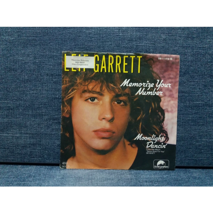 LEIF GARRETT MOONLIGHT DANCIN