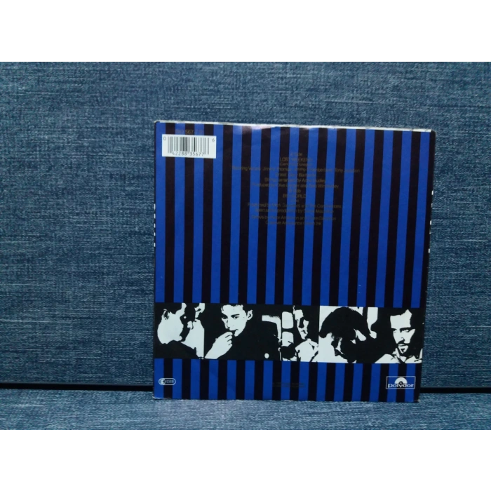 LLOYD COLE AND COMMOTIONS