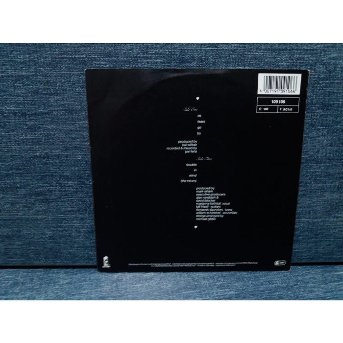 MARIANNA FAITHFULL AS TEARS GO BY - TROUBLE IN MIND