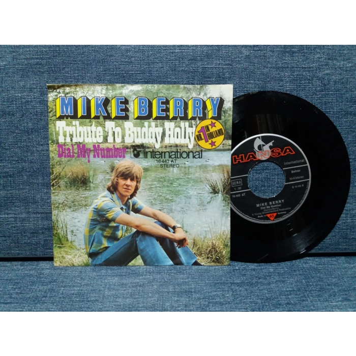 MIKE BERRY TRIBUTE TO BUDDY HOLLY