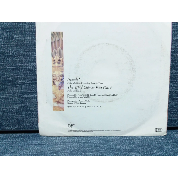 MIKE OLDFIELD BONNIE TYLER ISLANDS