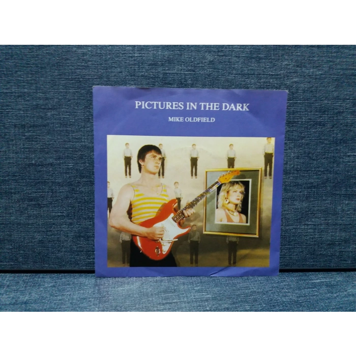 MIKE OLDFIELD PICTURES IN DARK