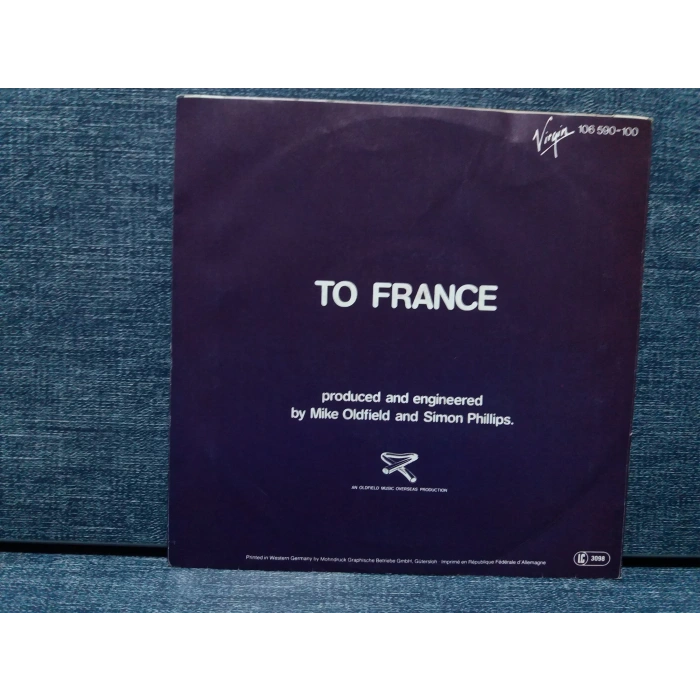MIKE OLDFIELD TO FRANCE