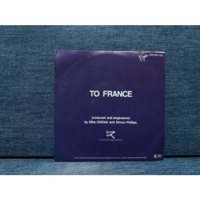 MIKE OLDFIELD TO FRANCE VOCAL MAGGIE REILLY