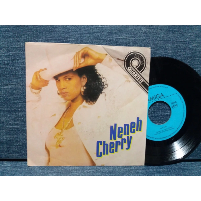 NENEH CHERRY  AMIGA 4 TRACK