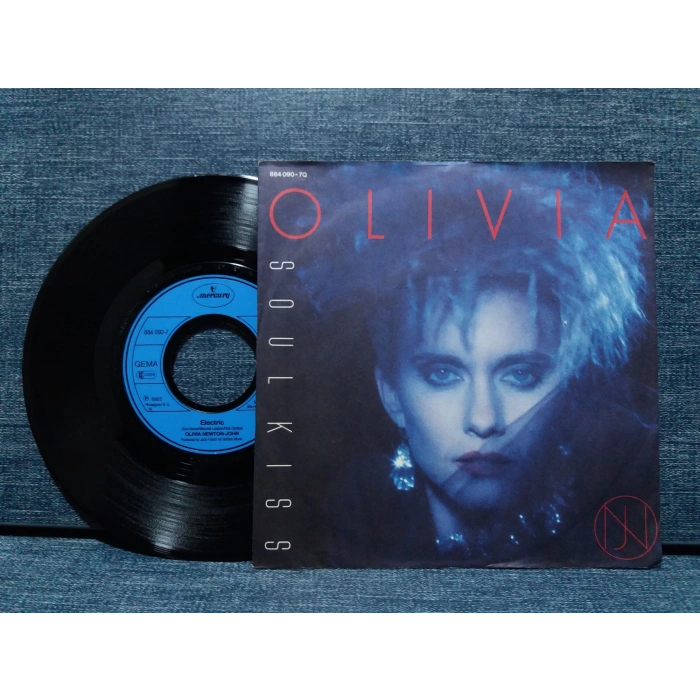 OLIVIA NEWTON JOHN SOUL KISS