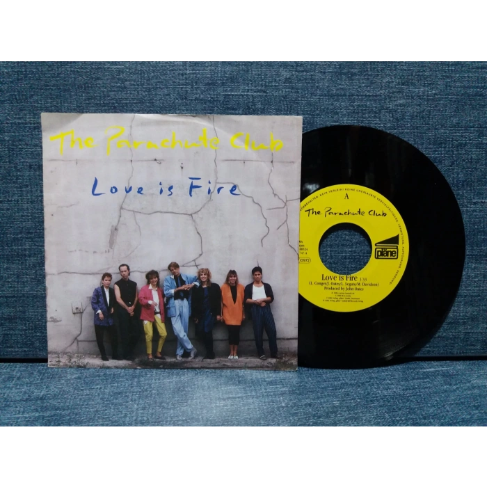 PARACHUTE CLUB LOVE IS FIRE