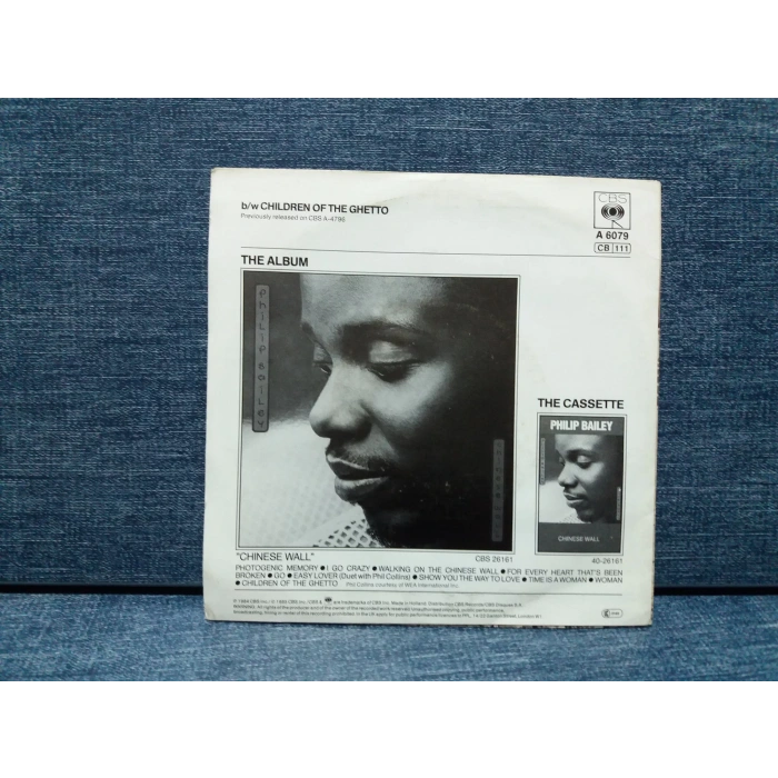 PHILIP BAILEY WALKING ON CHINESE WALL