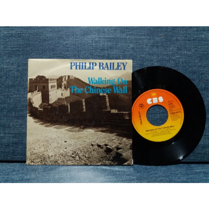 PHILIP BAILEY WALKING ON CHINESE WALL